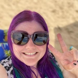 Meet your Posher, Laura